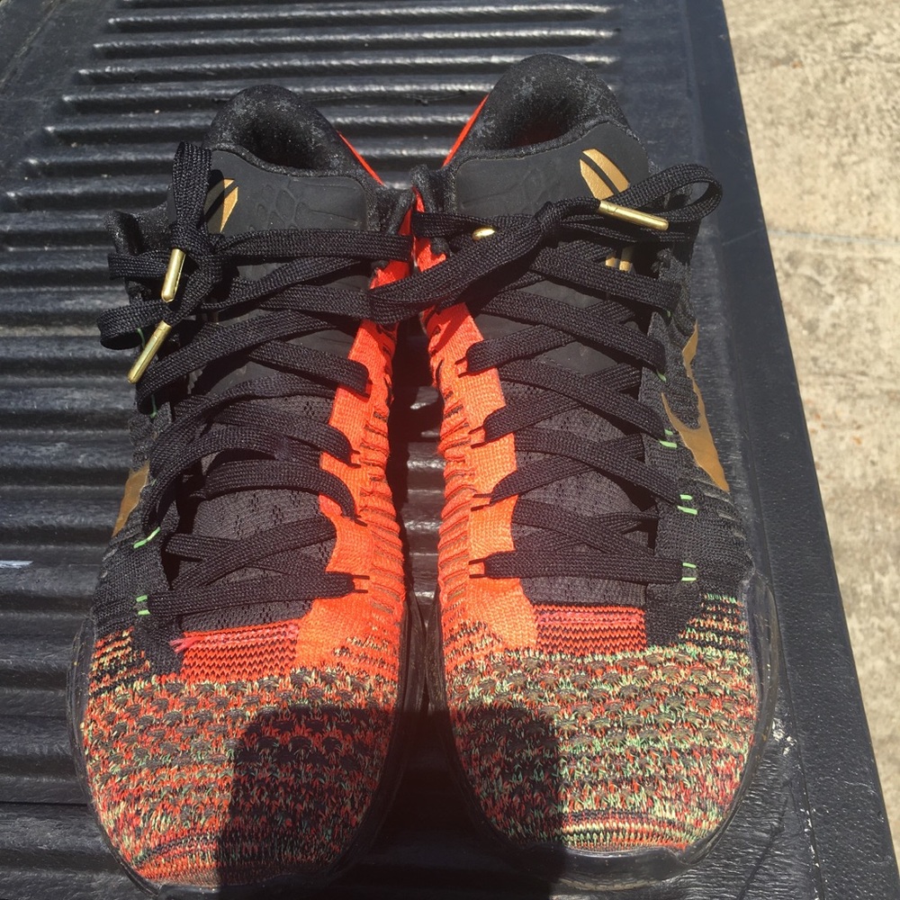 Kobe 10 Elite Low Xmas